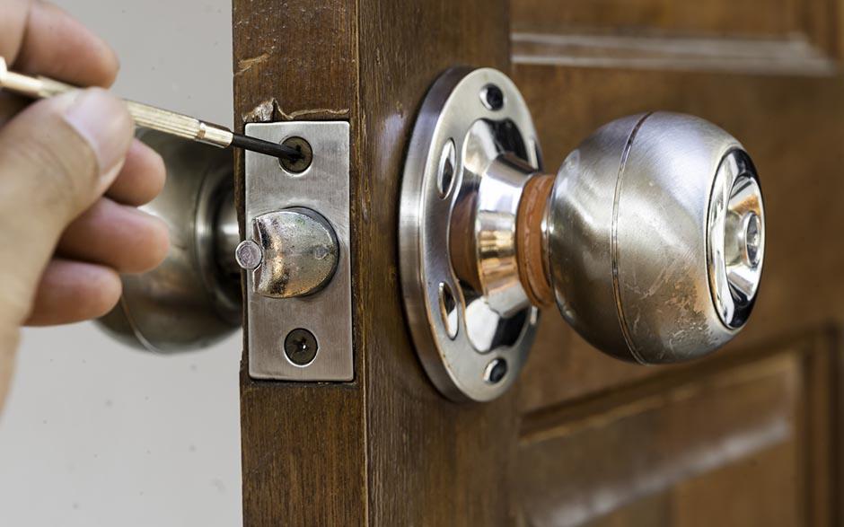serrurier prix intervention Neauphle-le-Vieux